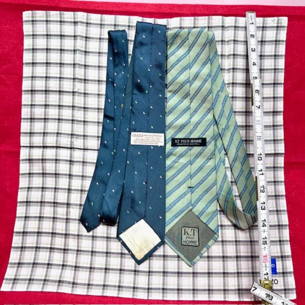 2 Neck Ties Silk: Gucci dark green & KT Homme +1 Kenzo Paris Handkerchief (40)
